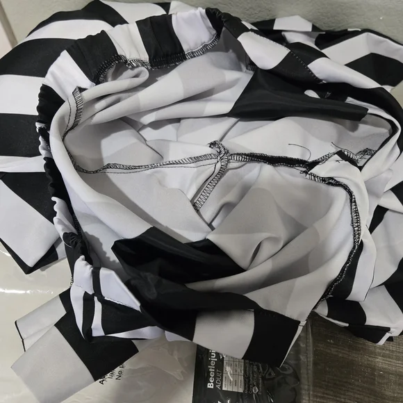 Spirit Halloween Beetlejuice Costume Adult Small Jacket Pants Tie Black White - Picture 12 of 14